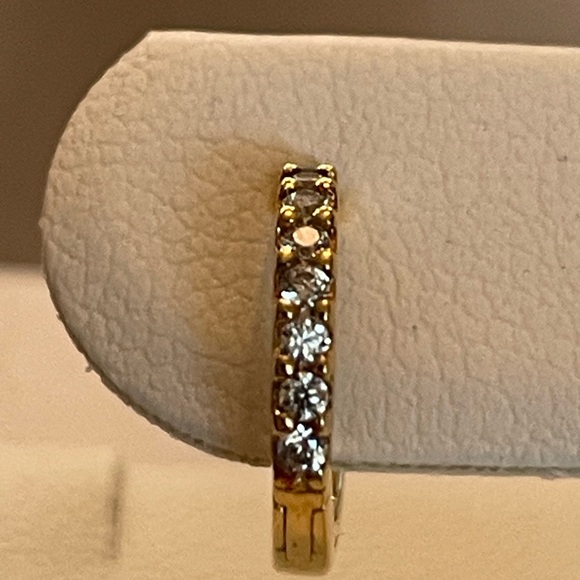 New Authentic Pandora Sparkling Huggie Hoop Earrings 14k gold plated ss & cz - Picture 2 of 13